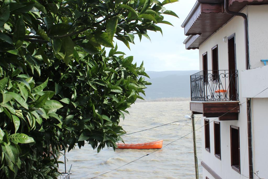 Faik Bey Konagi Bed & Breakfast Golyazi Exterior photo